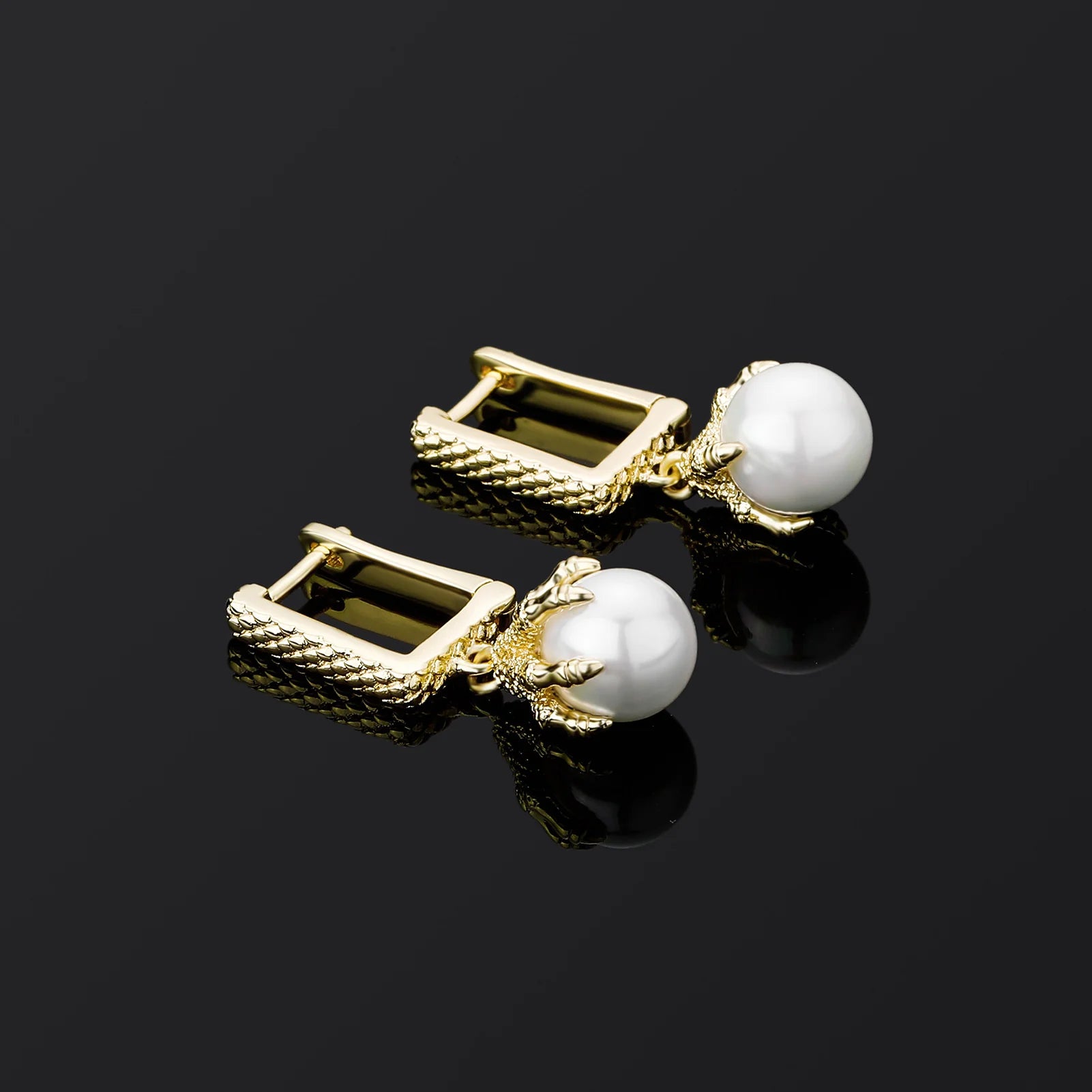 Initial Necklace Square Letter Pendant Necklace Capital Monogram Necklace Alhpabets From A-Z Figaro Chain Necklace